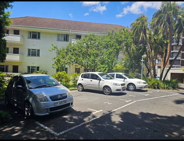 2 BEDROOM PROPERTY TO RENT IN RONDEBOSCH
